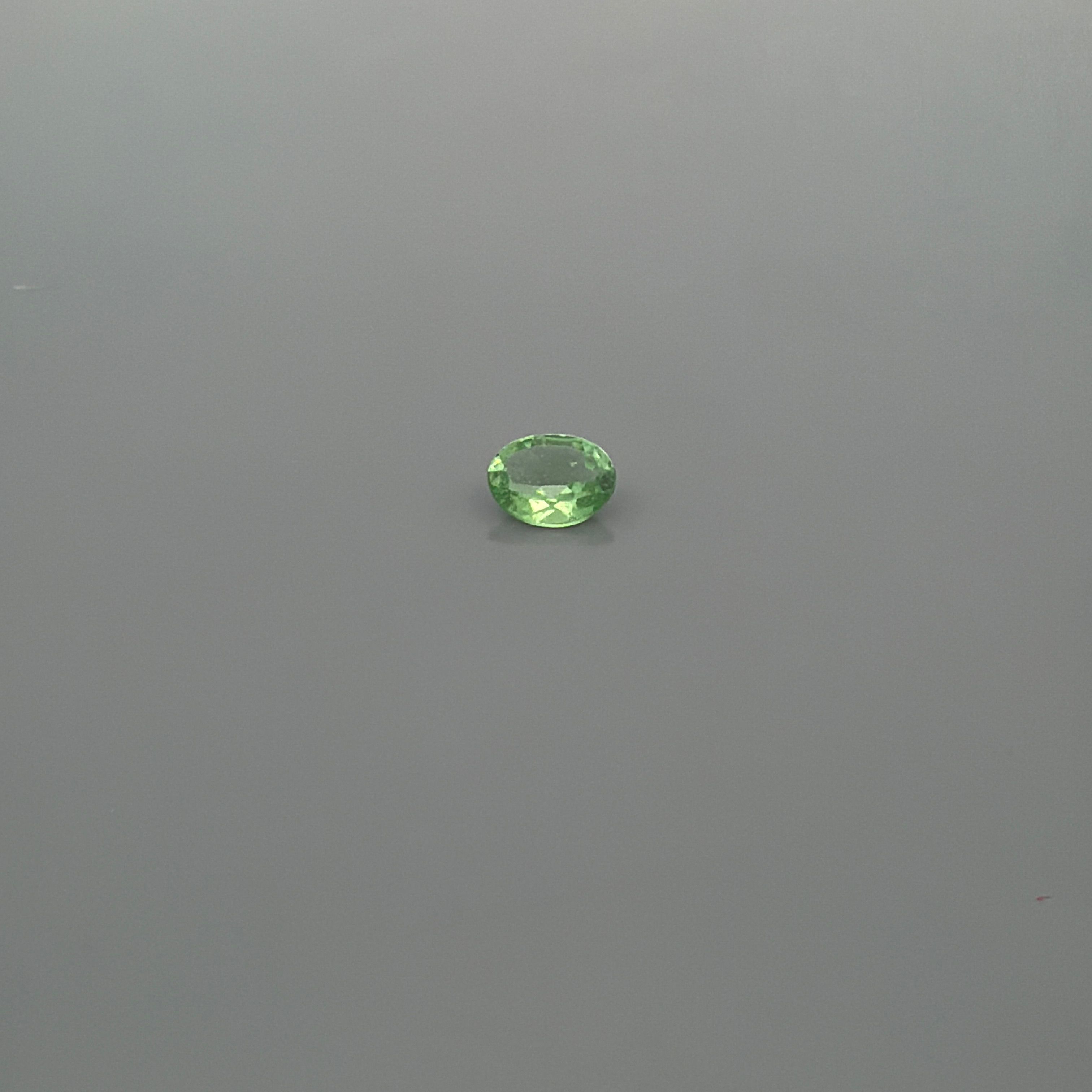 0.36 ct Oval garnet