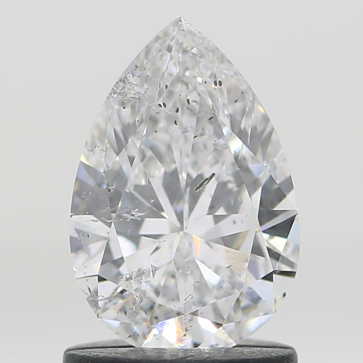 Prírodný diamant hruška, I1, E,... Prírodný diamant hruška, I1, E,...