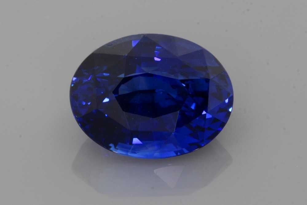 Szafir 5,06 ct, niebieski, szlif owalny