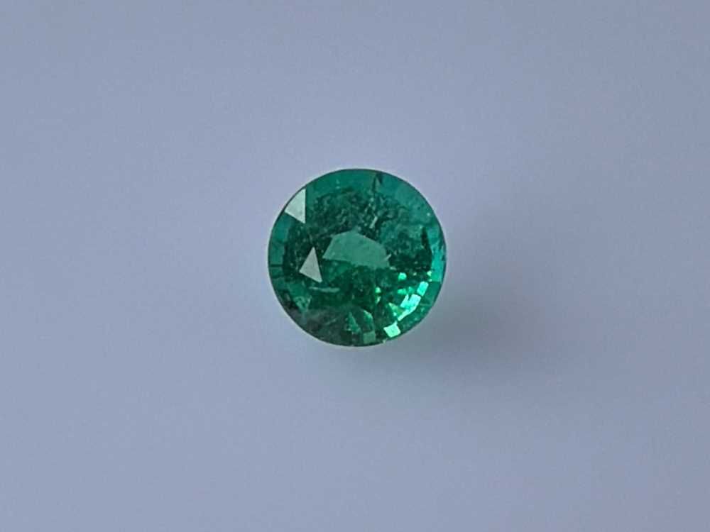 0.77 ct Emerald