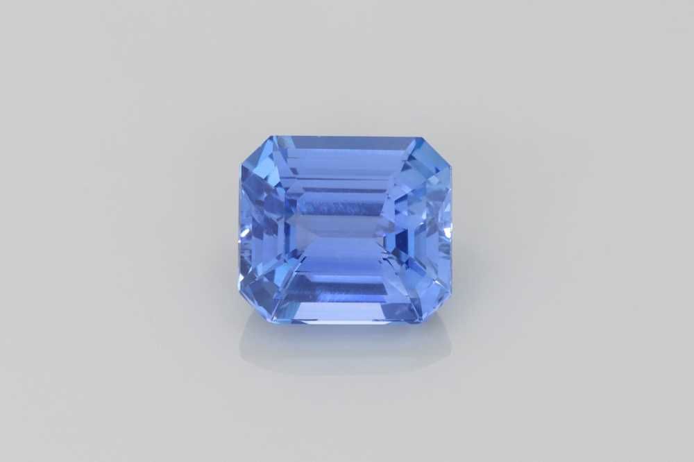 2.03 ct Sapphire