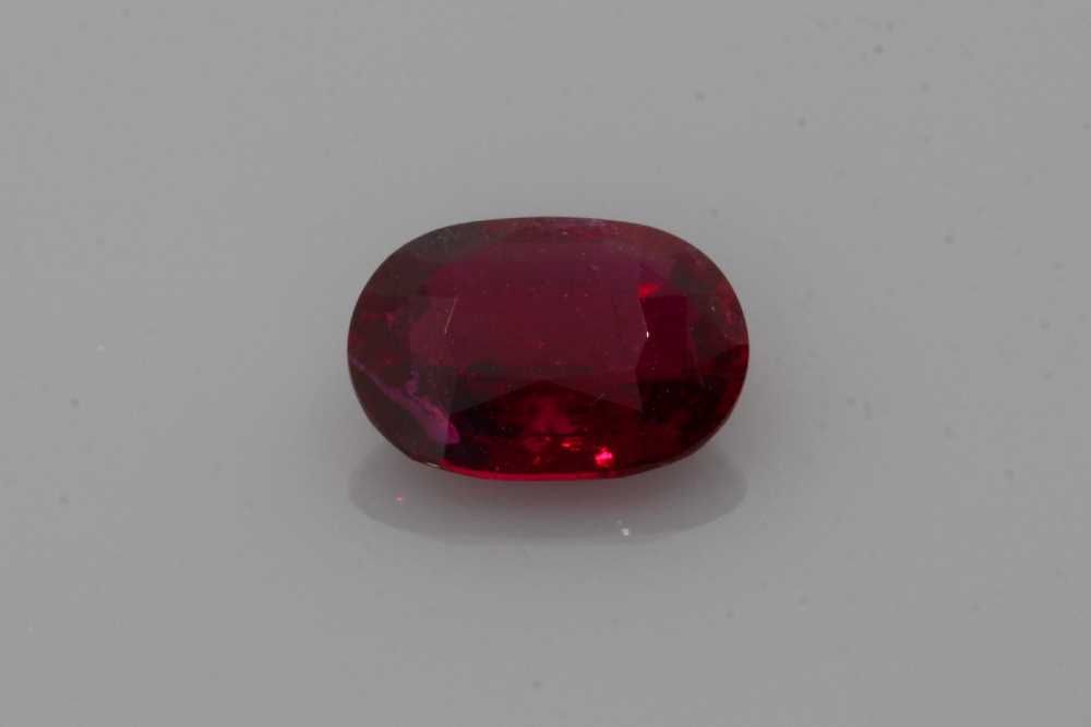 RUBY FACETED 1.05ct RED Vivid RED SI MOZAMBIQUE NONE