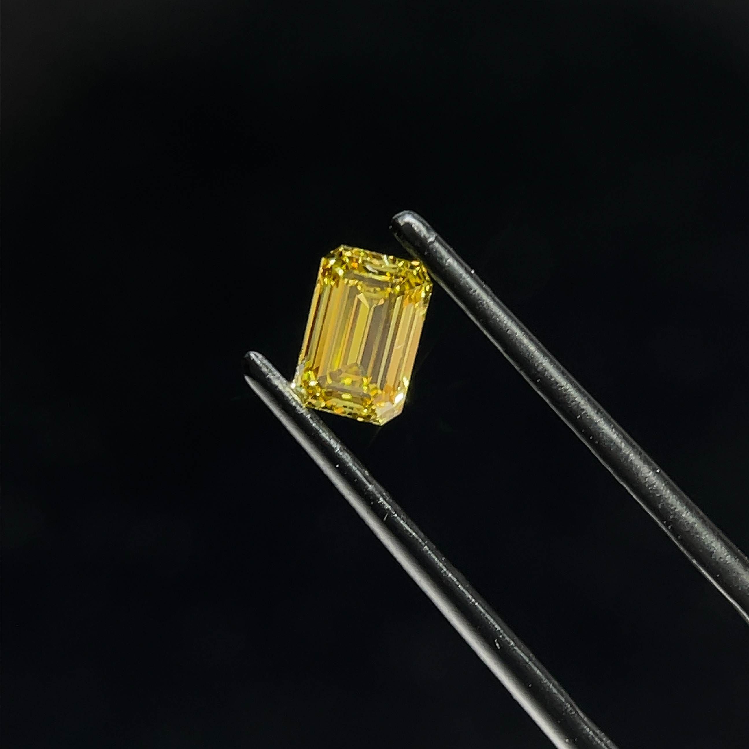 0.74 CT Fancy Gray Yellow EMERALD