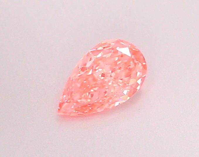 0.38 CT Fancy Vivid Pink PEAR