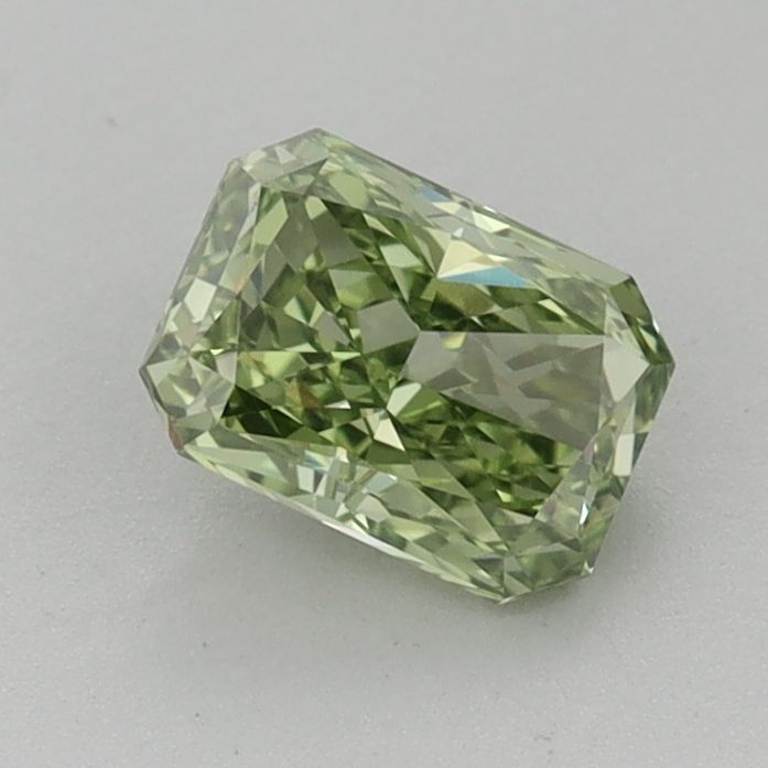 0.84 CT Fancy Vivid Green RADIANT