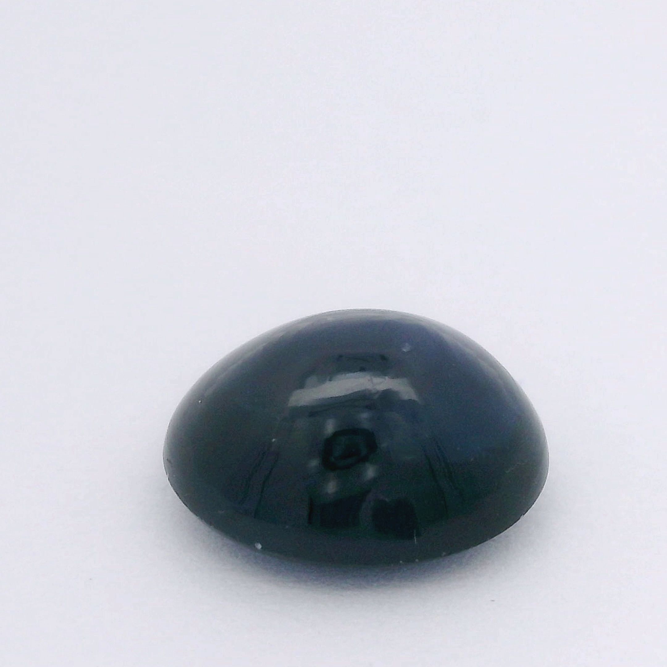 Szafir 3,38 ct, niebieski, kaboszon