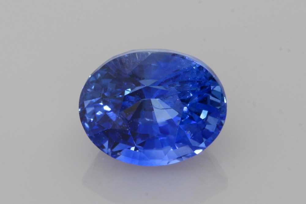 2.42 ct Sapphire