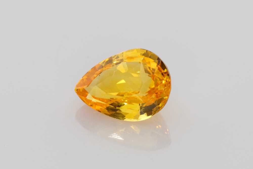 Szafir 2,02 ct, żółty, szlif gruszka