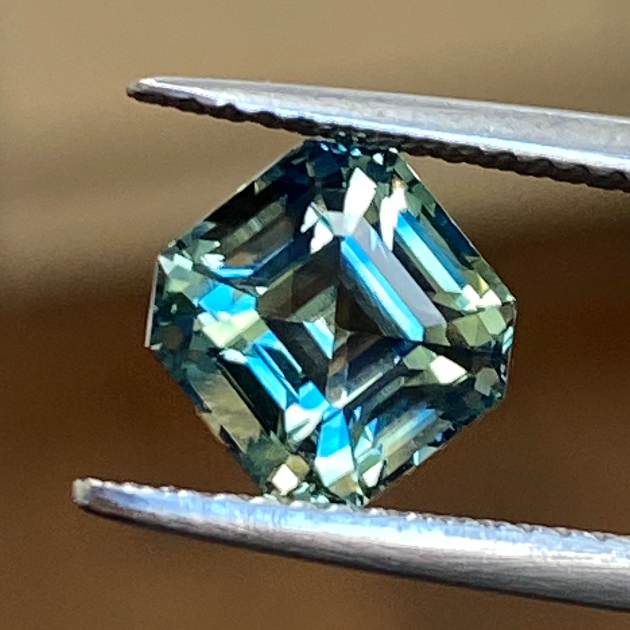 SAPPHIRE FACETED 2.97ct GREEN Blue Green EC SRILANKA NONE