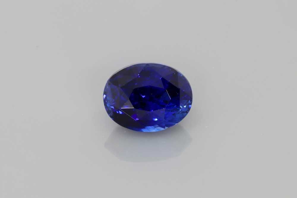 Szafir 1,50 ct, niebieski, szlif owalny