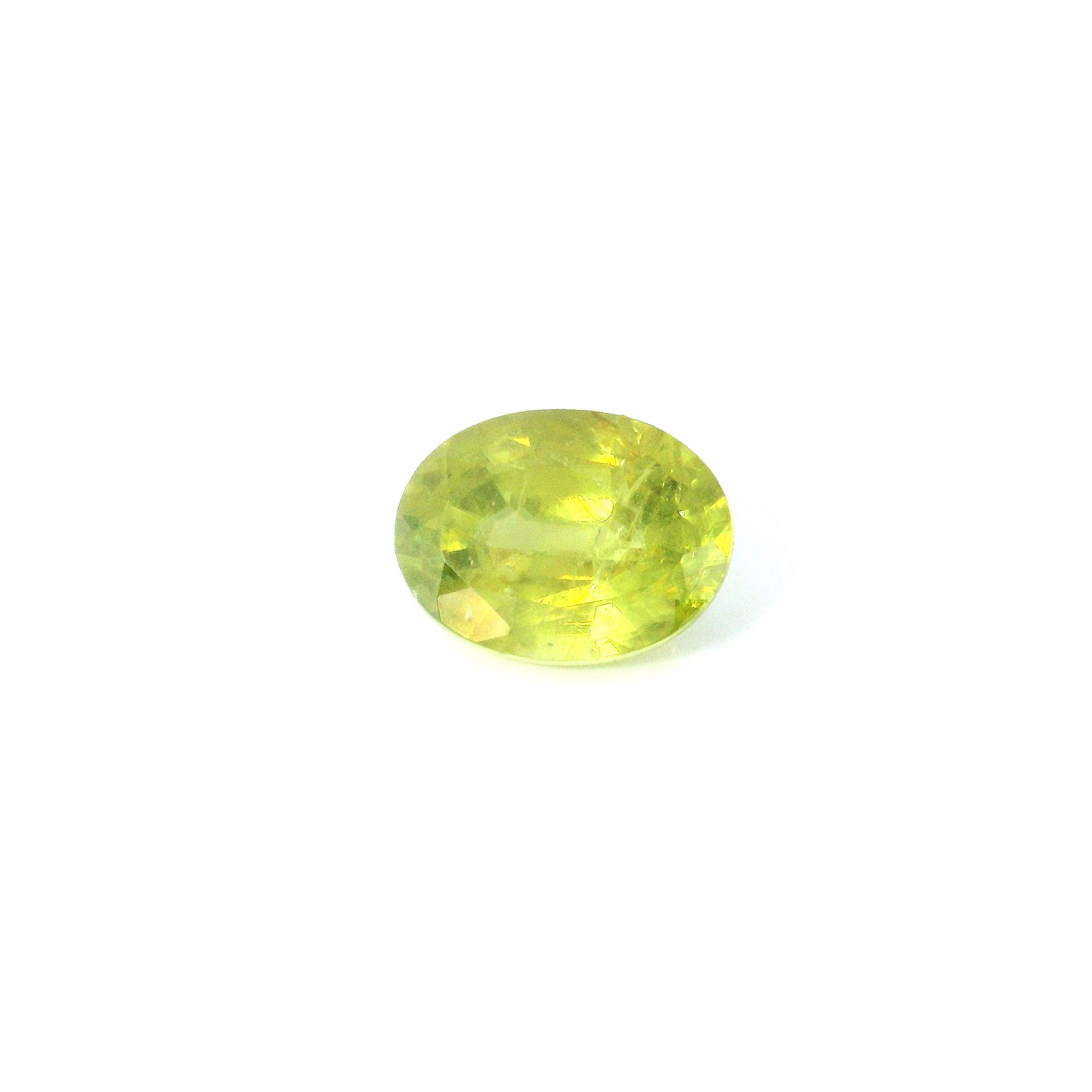 Sfen 1,57 ct, żółty, szlif owalny