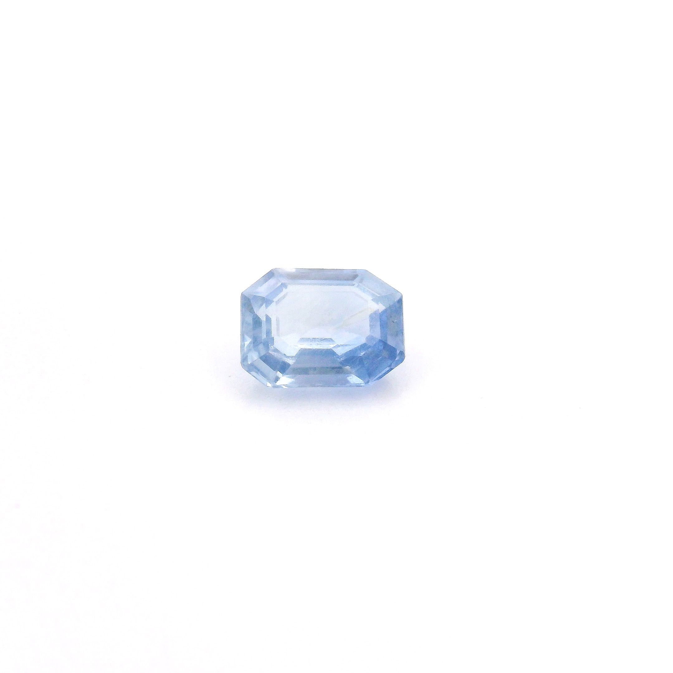 SAPPHIRE STEP 0.88ct BLUE light EC SRILANKA NONE