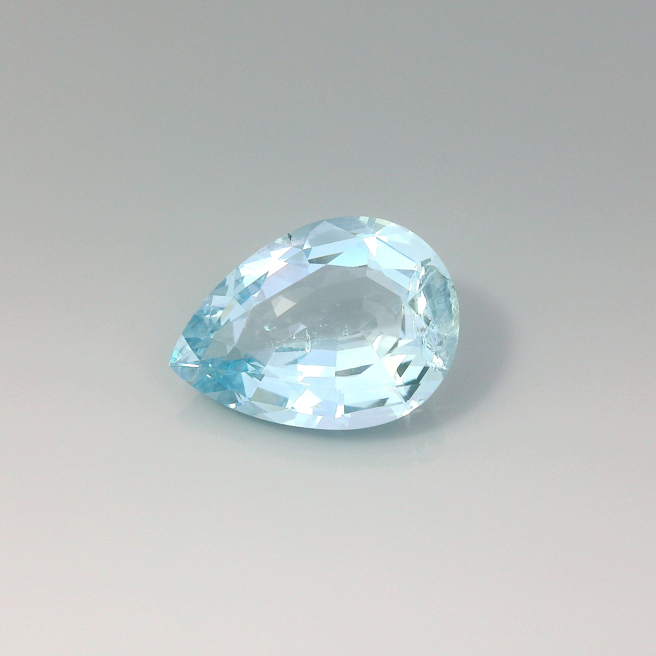Akwamaryn 11,91 ct, niebieski, szlif ośmiokątny