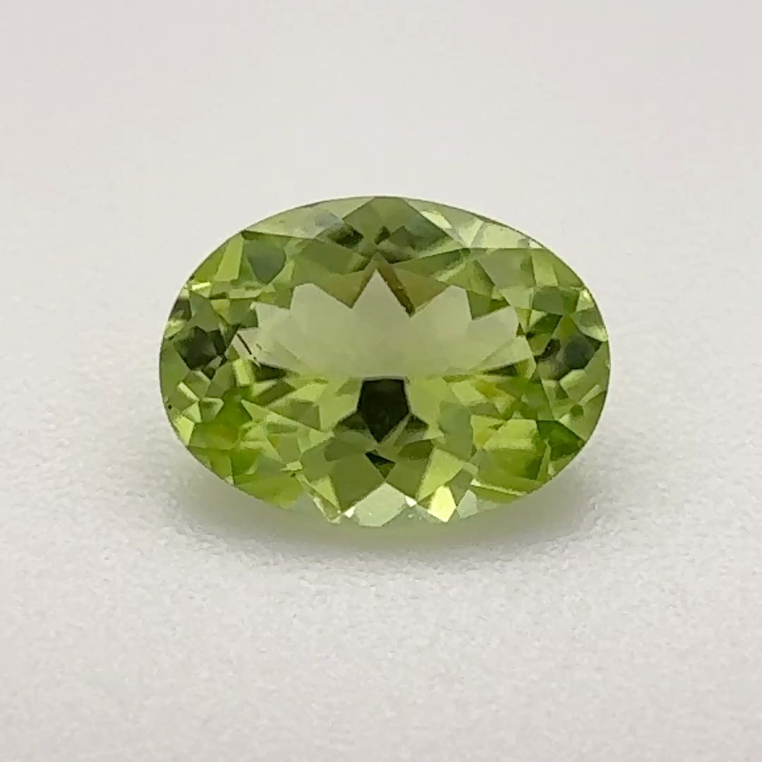 0.94 ct Peridot