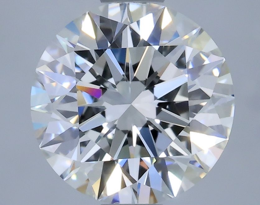 Prírodný diamant okrúhly...