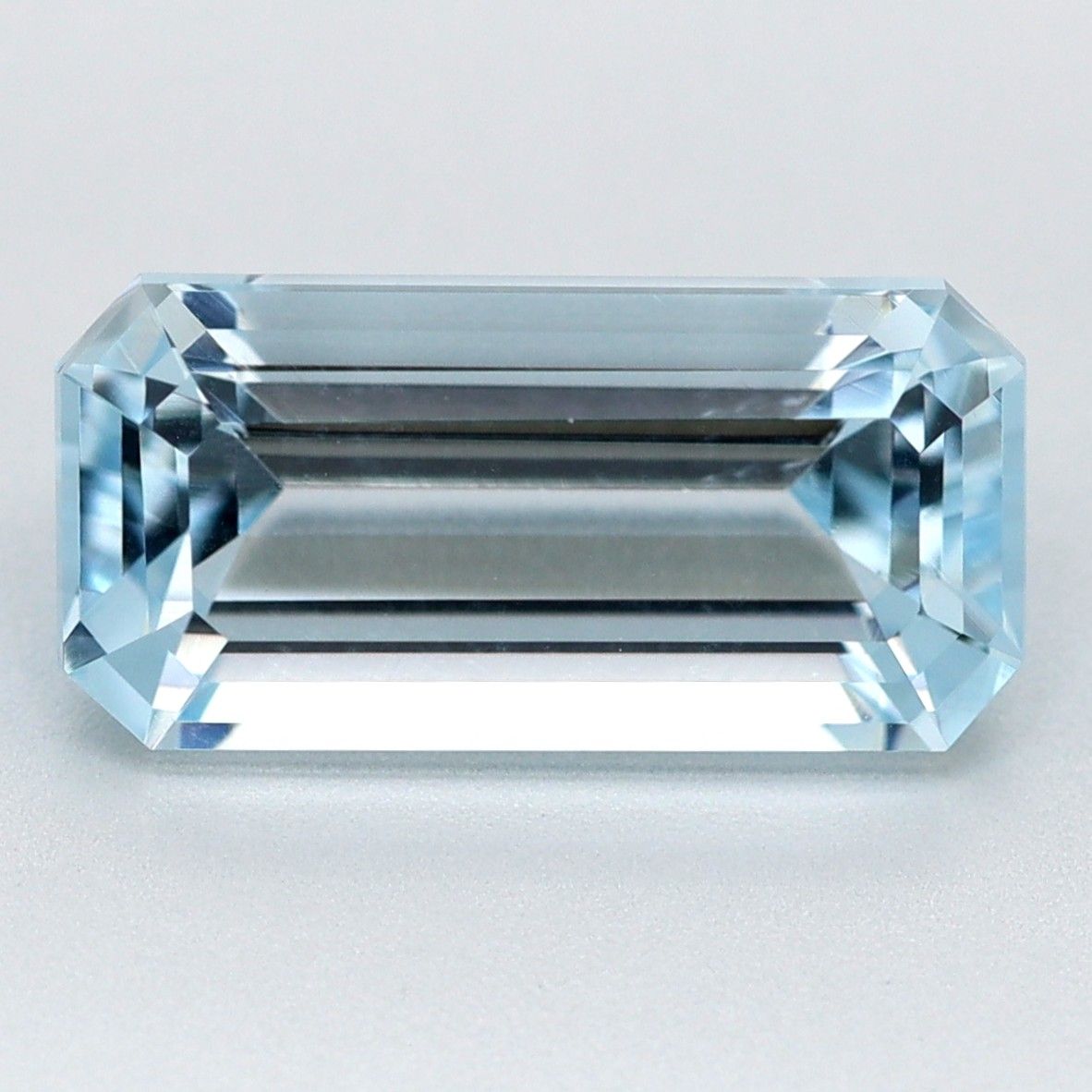 1.85 ct Aquamarine