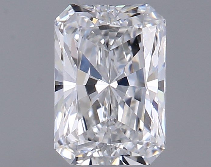 Prírodný diamant radiant,...