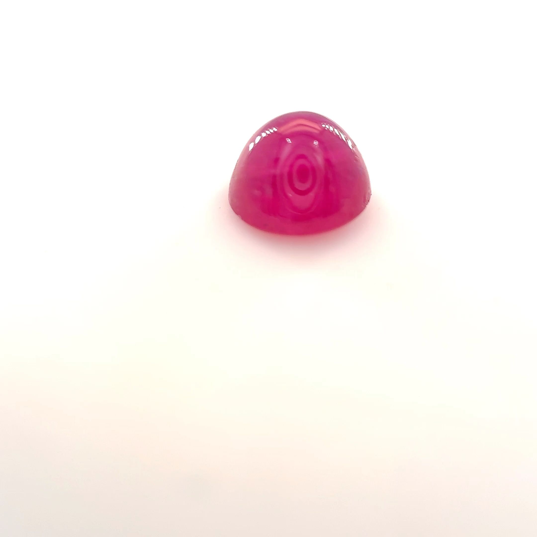 Rubin 1,12 ct, czerwony, kaboszon