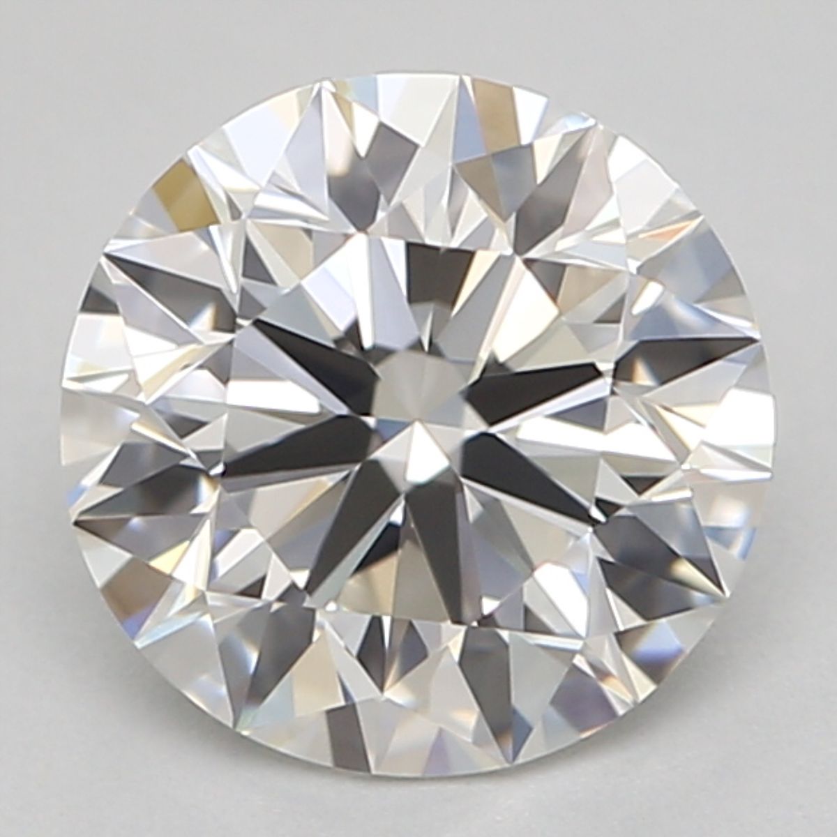 Prírodný diamant okrúhly...