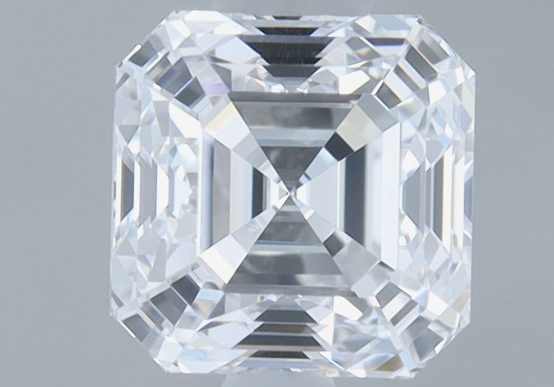 Prírodný diamant štvorcový...