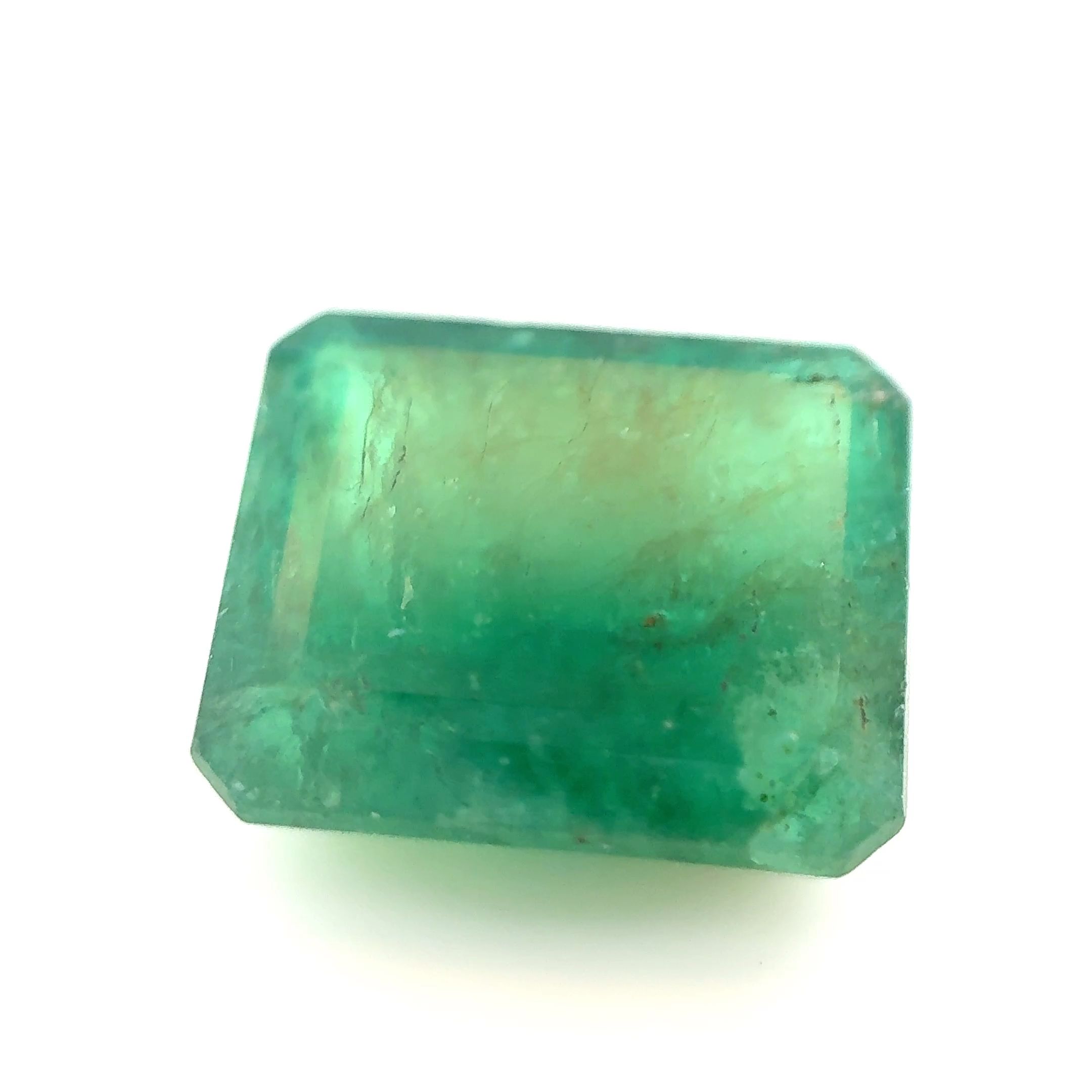 Szmaragd 9,44 ct, zielony, szlif szmaragdowy