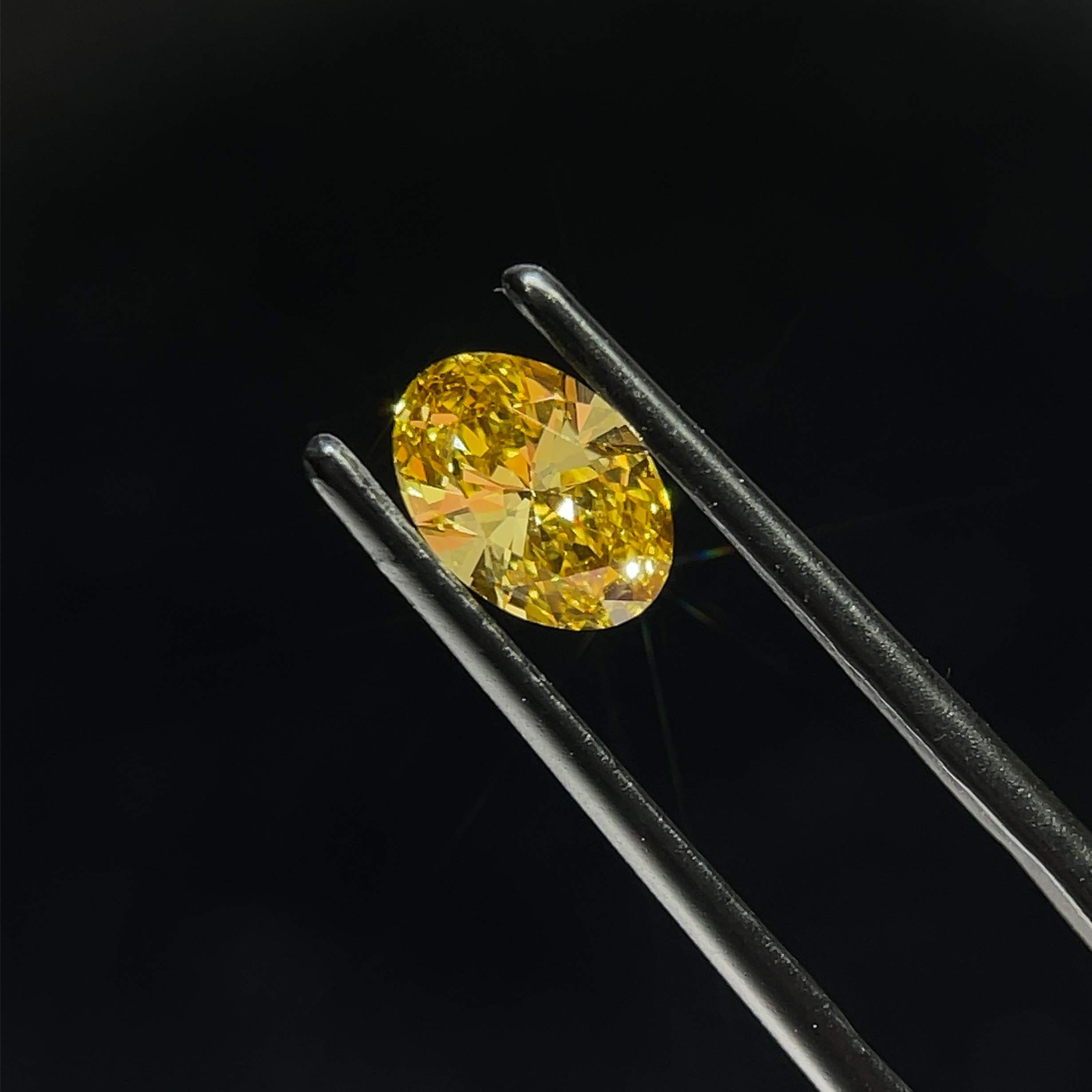 0.82 CT Fancy Intense Yellow OVAL