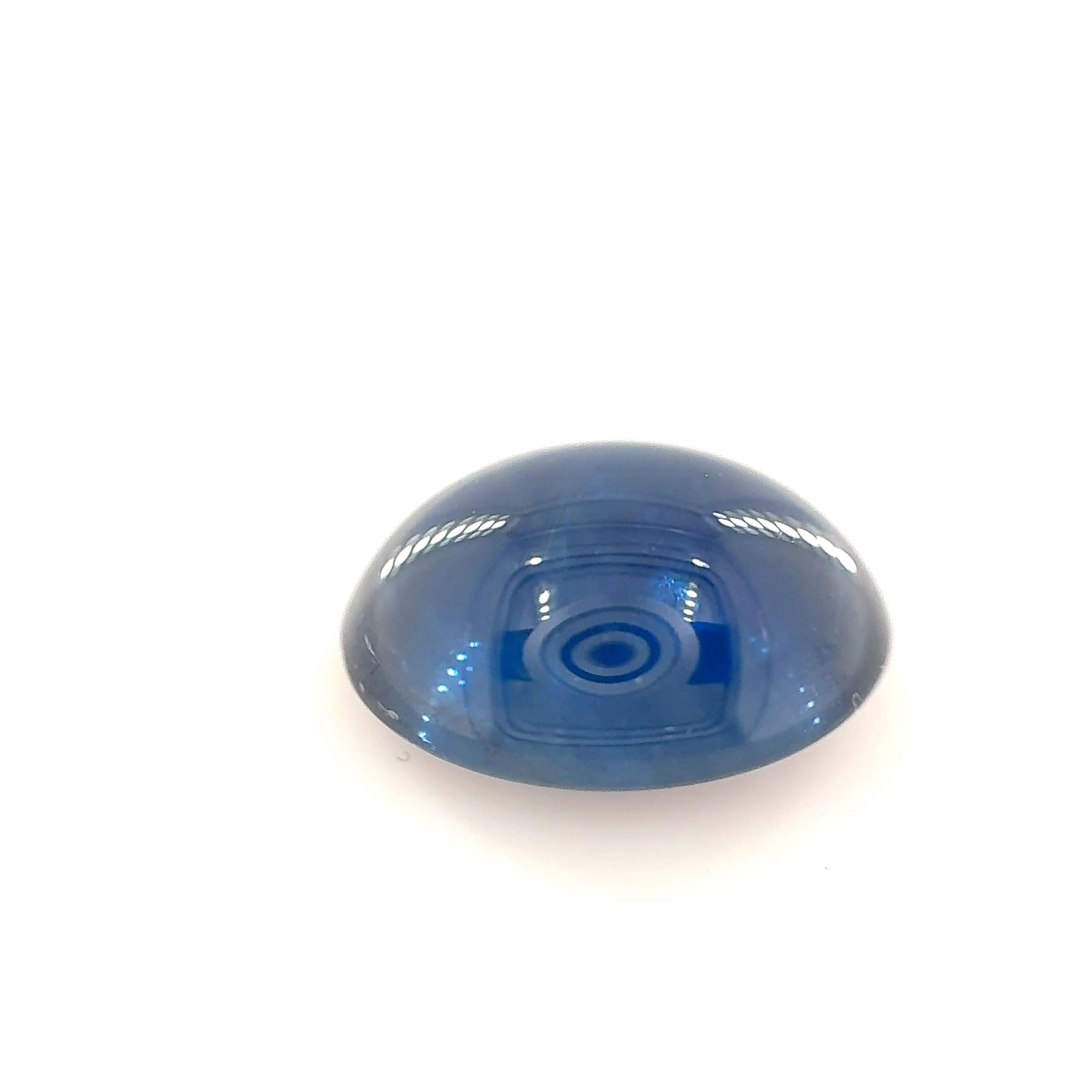 Szafir 4,82 ct, niebieski, kaboszon