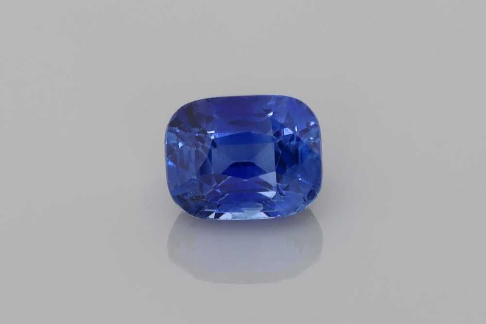 Szafir 1,60 ct, niebieski, szlif cushion