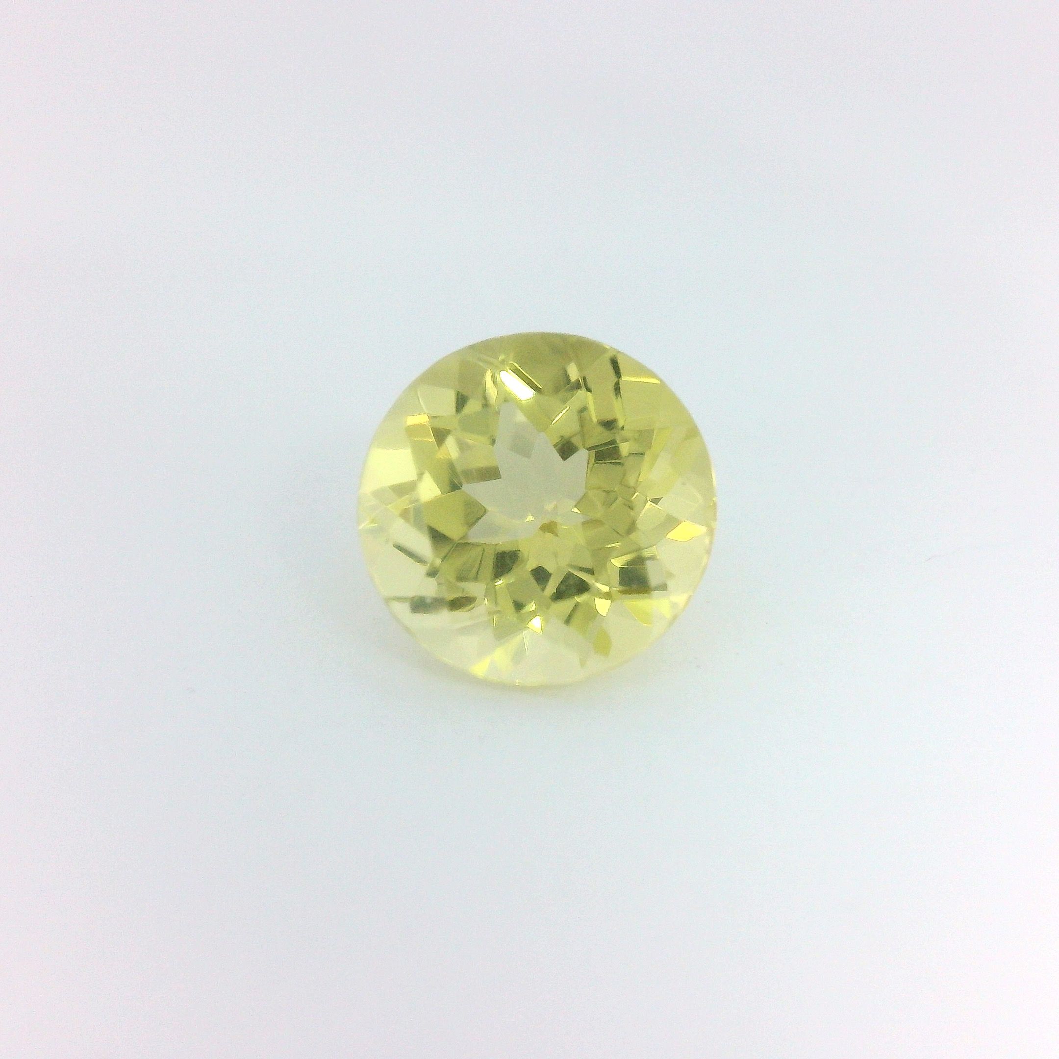 Apatyt 2,15 ct, żółty, szlif okrągły
