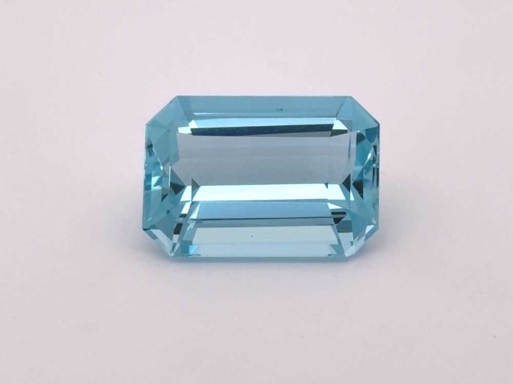 7.64 ct Aquamarine