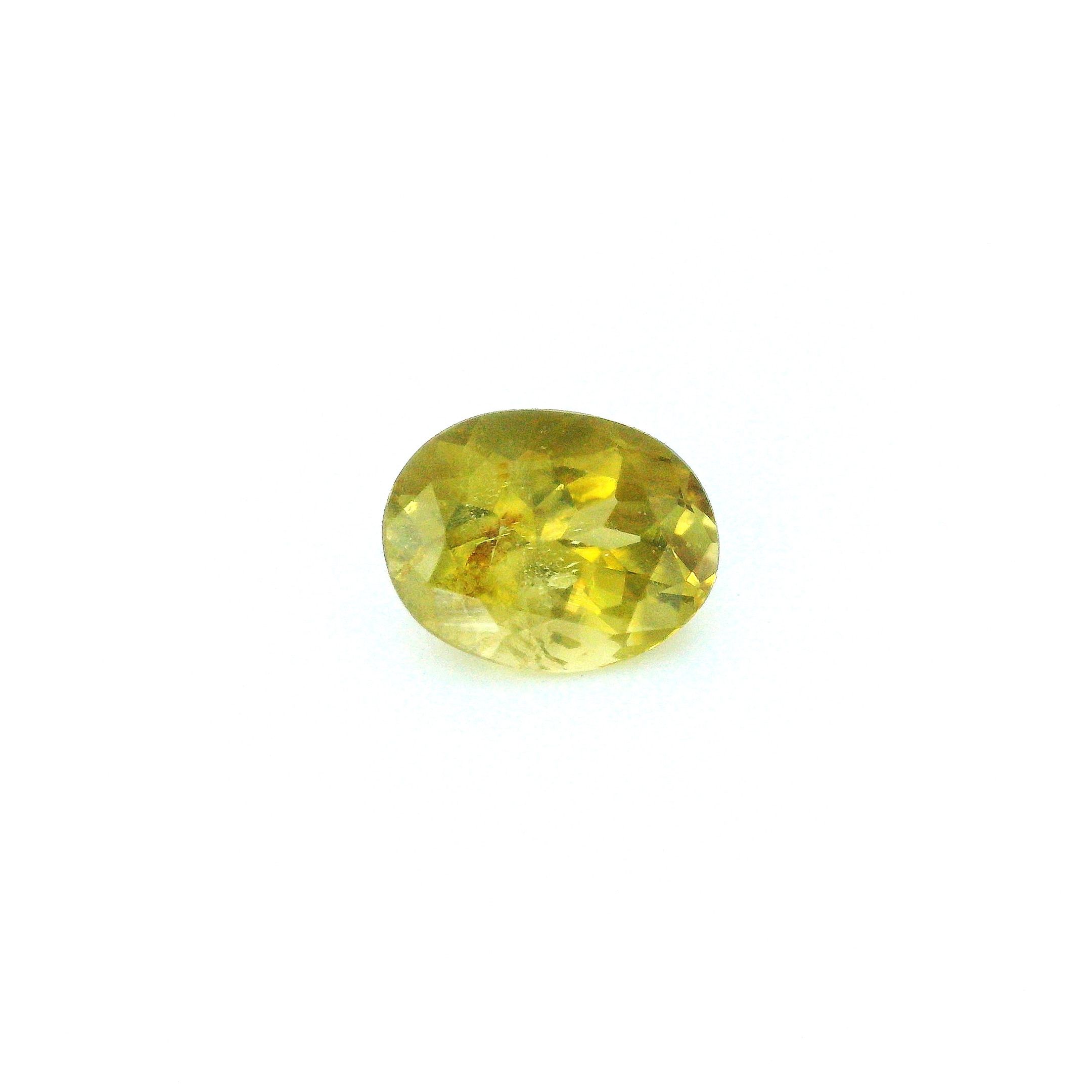 Aleksandryt 1,41 ct, żółty, szlif owalny