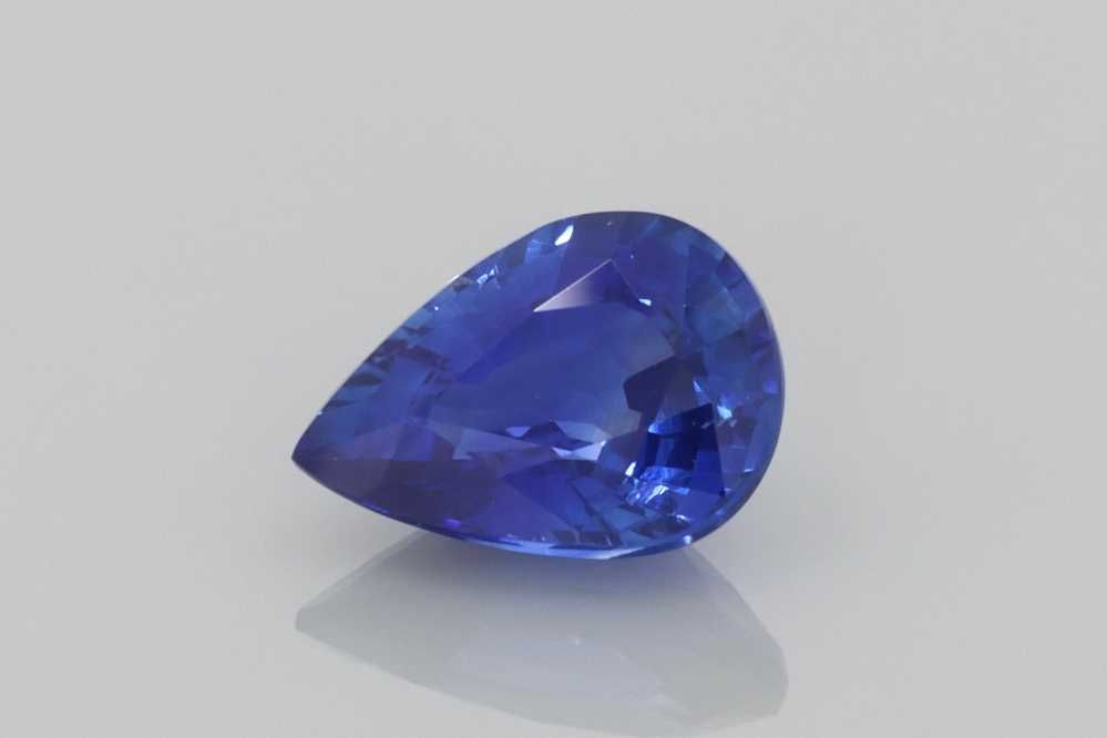 0.82 ct Sapphire