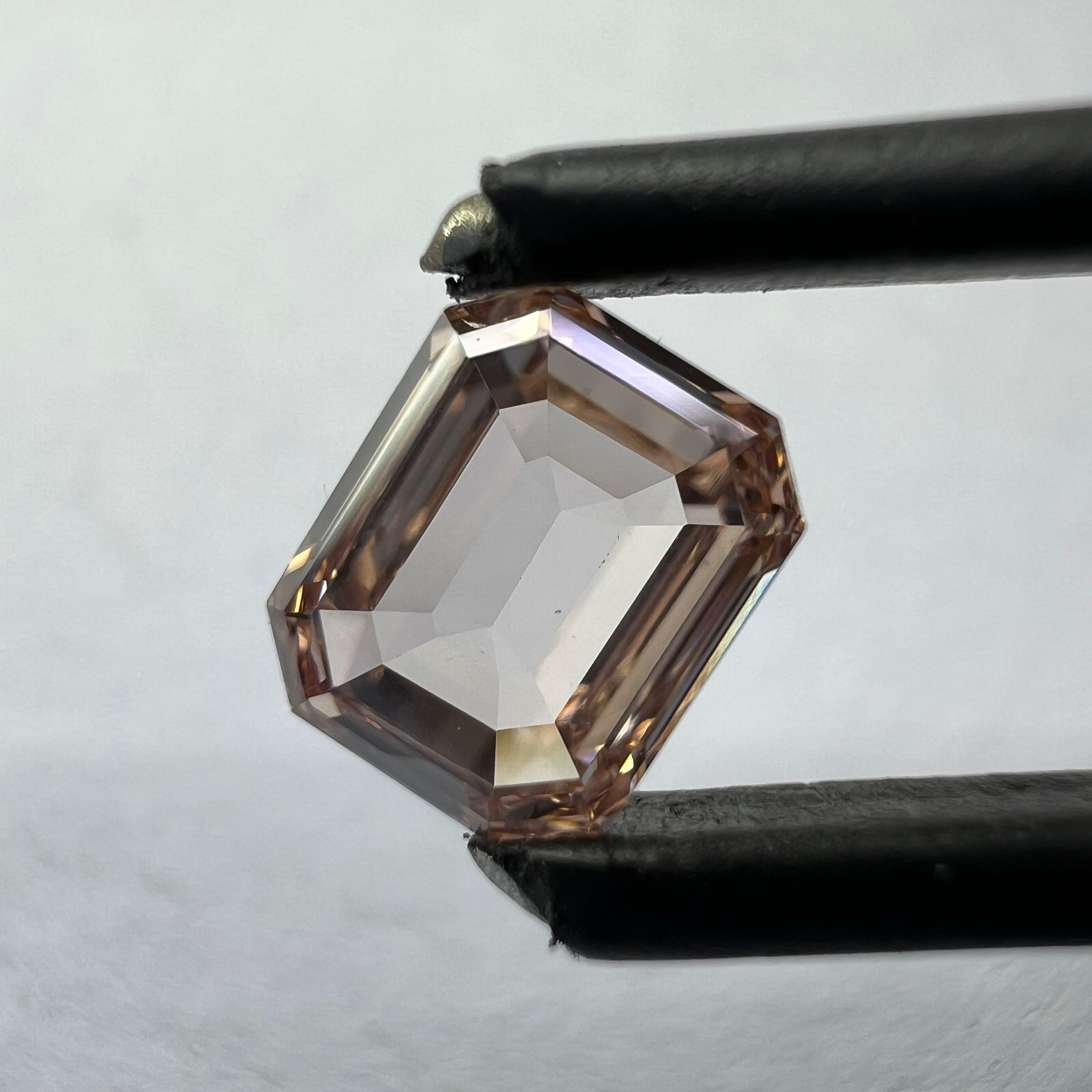 0.6 CT Pink EMERALD