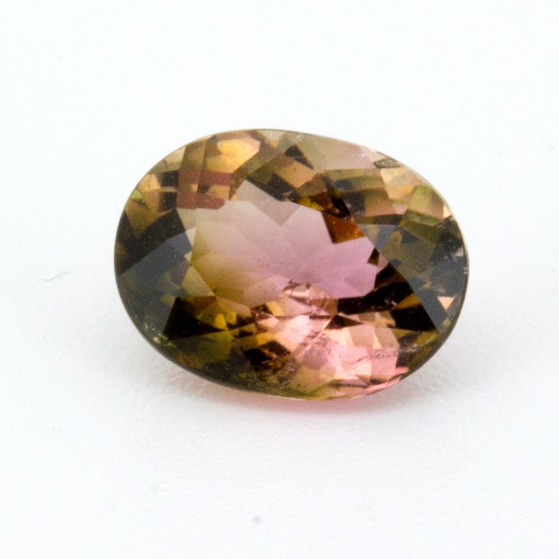 Turmalin 1,80 ct, dwubarwny, szlif owalny