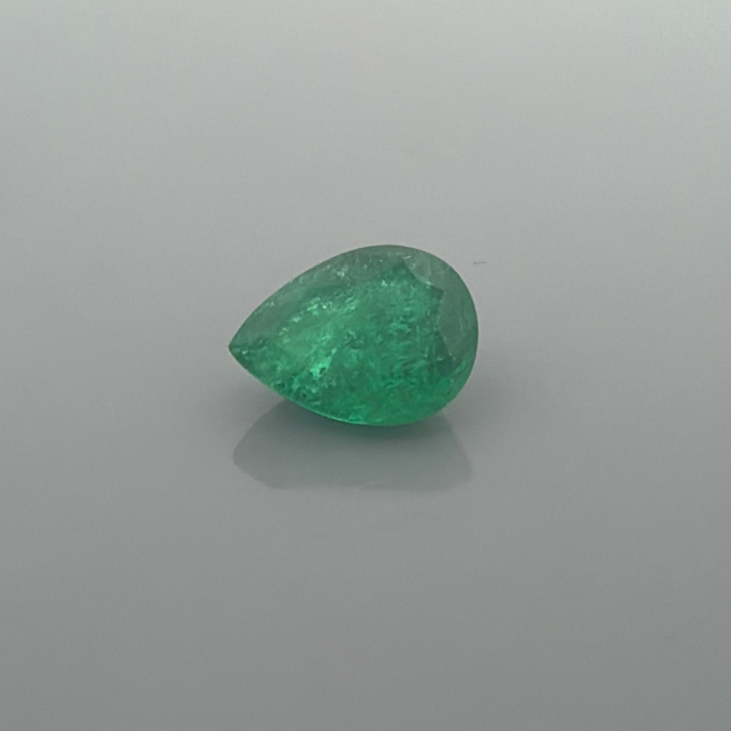 2.80 ct Emerald