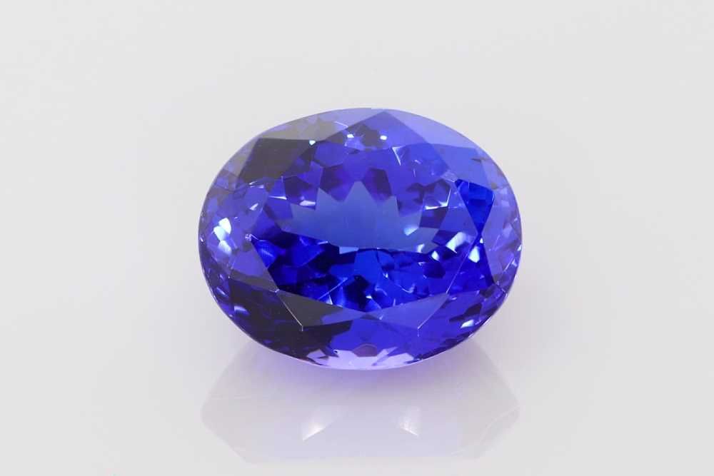 Tanzanit 9,31 ct, niebieski, szlif owalny