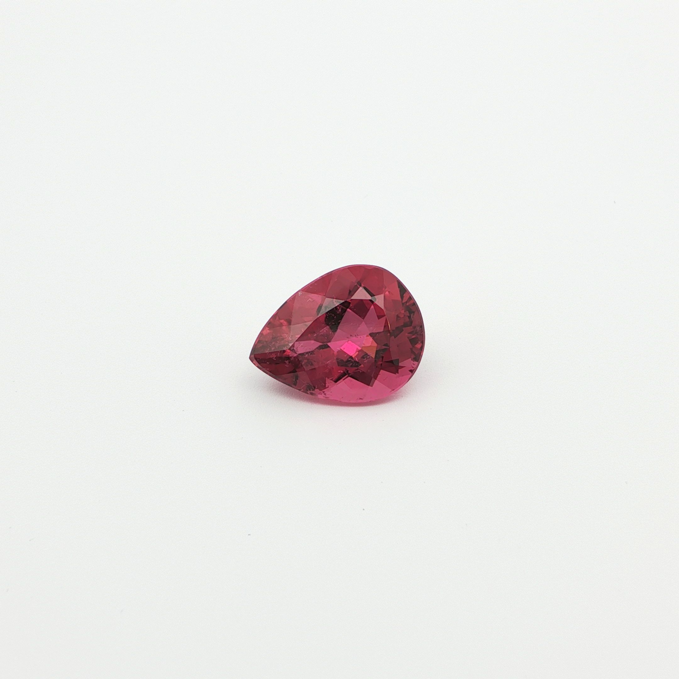 Turmalin 6,76 ct, czerwony, szlif gruszka