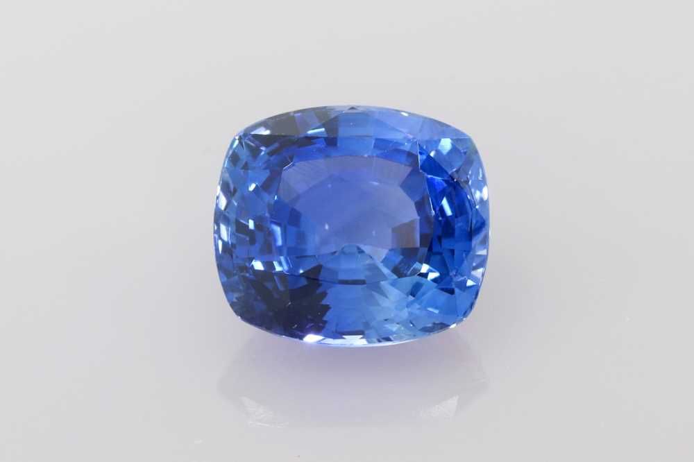 SAPPHIRE FACETED 3.36ct BLUE BLUE SI SRILANKA HEATED