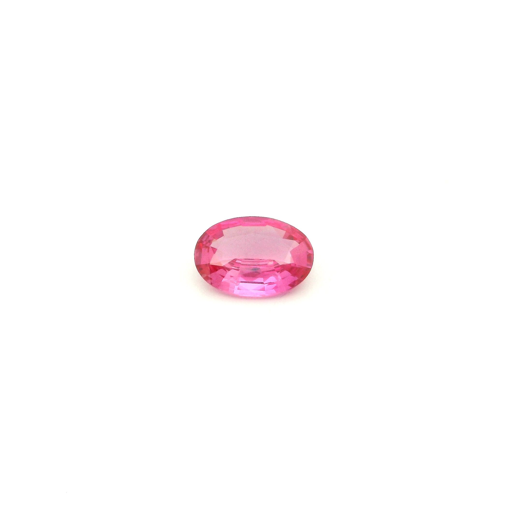 0.56 ct Oval sapphire