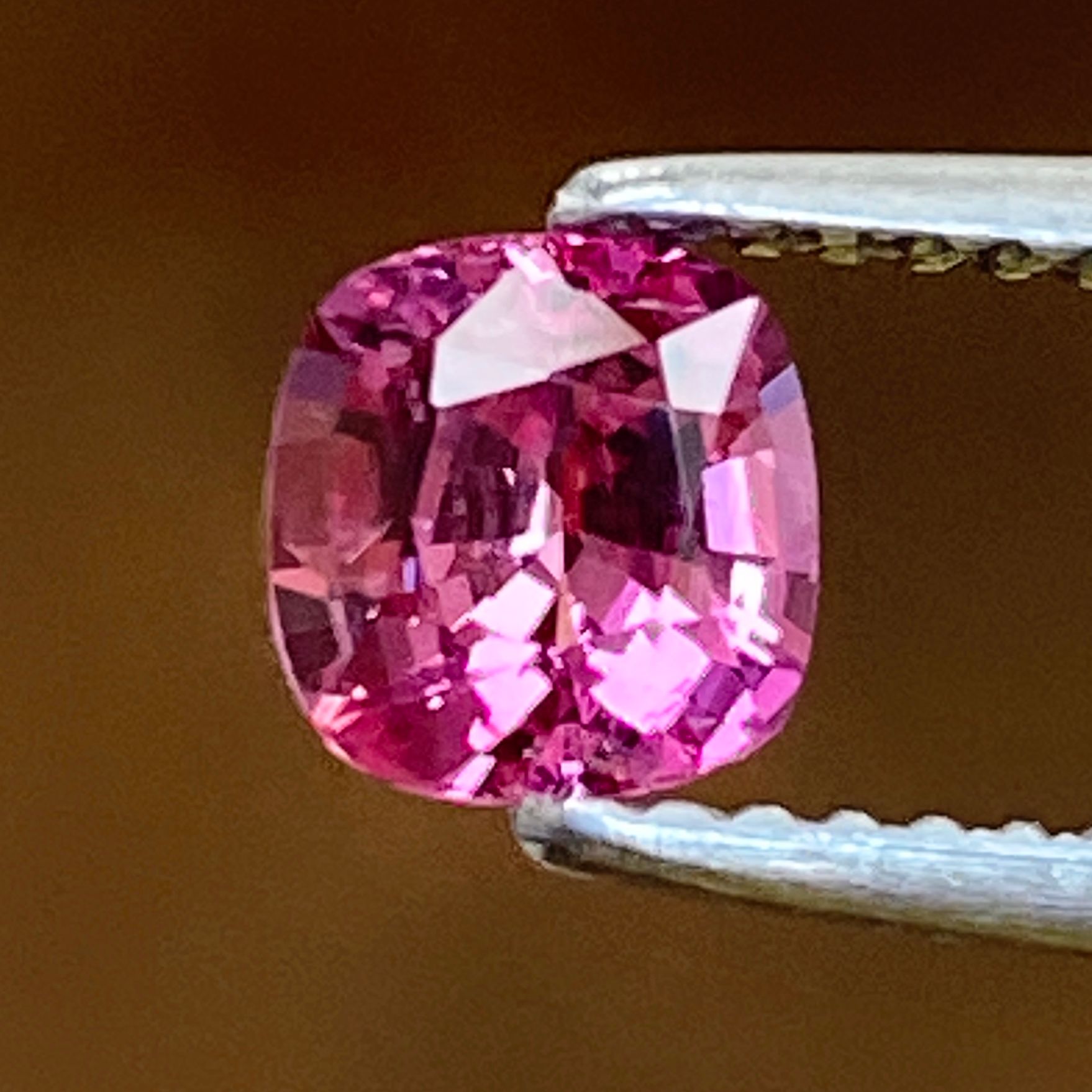 SAPPHIRE FACETED 0.96ct PINK PINK EC MOZAMBIQUE HEATED
