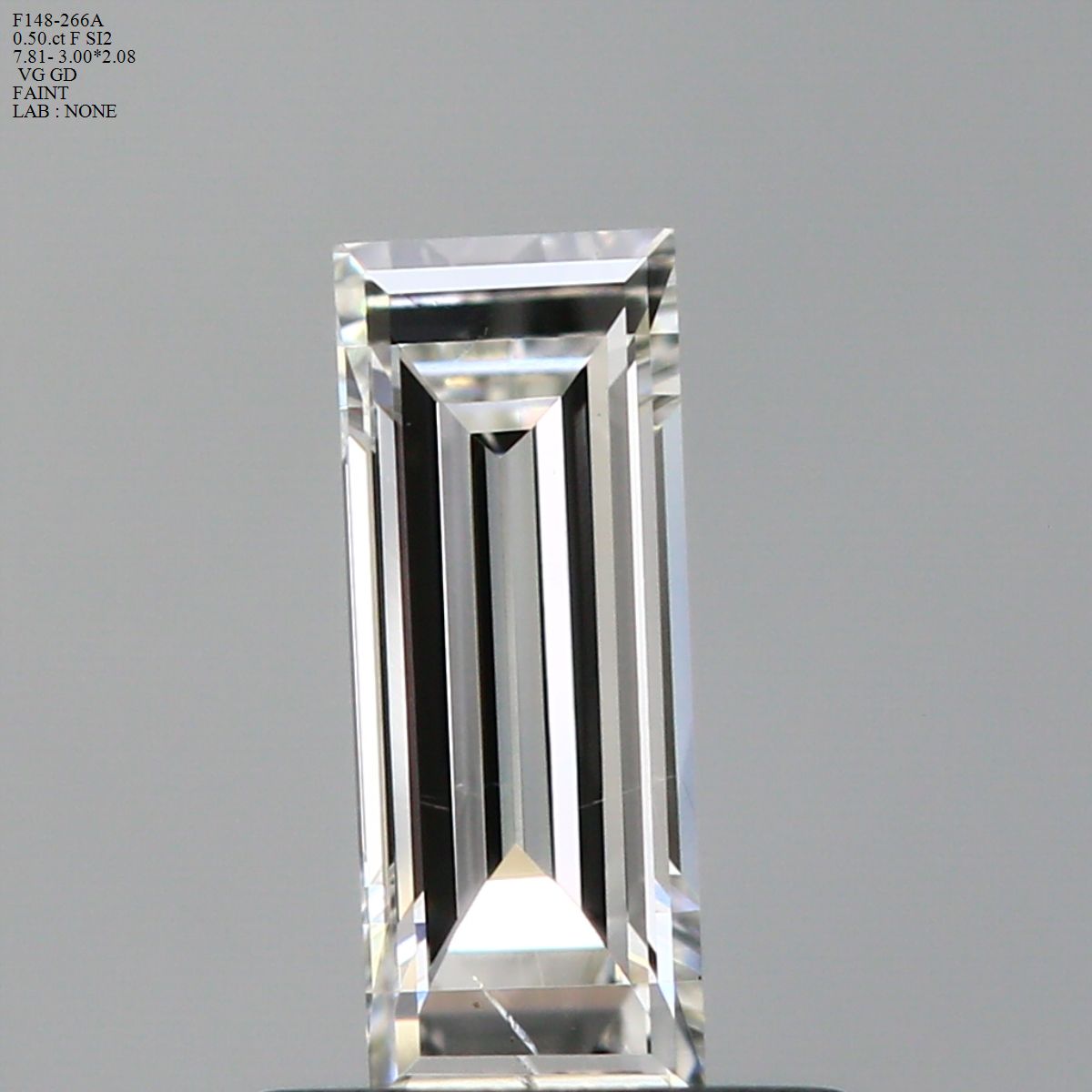 Prírodný diamant bageta,...