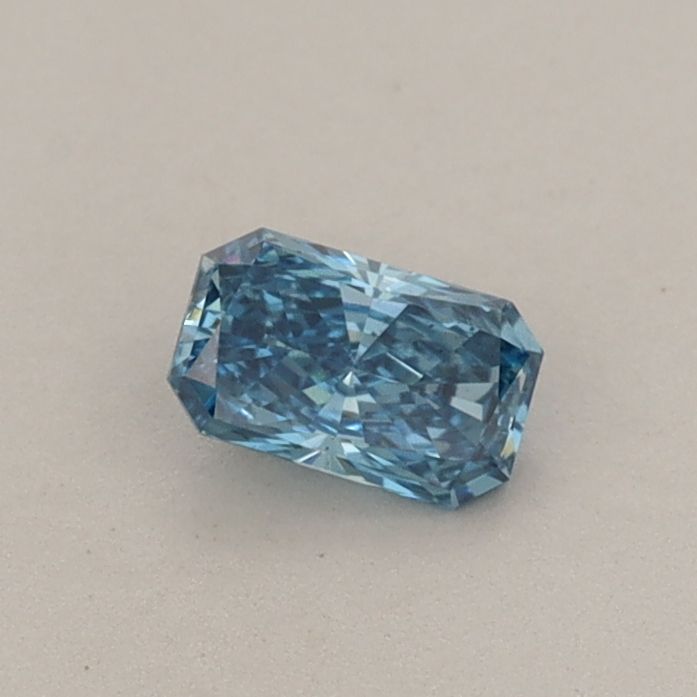 0.28 CT Fancy Vivid Blue RADIANT