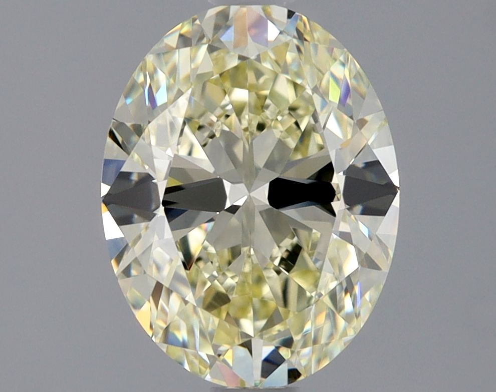 Prírodný diamant oval,...