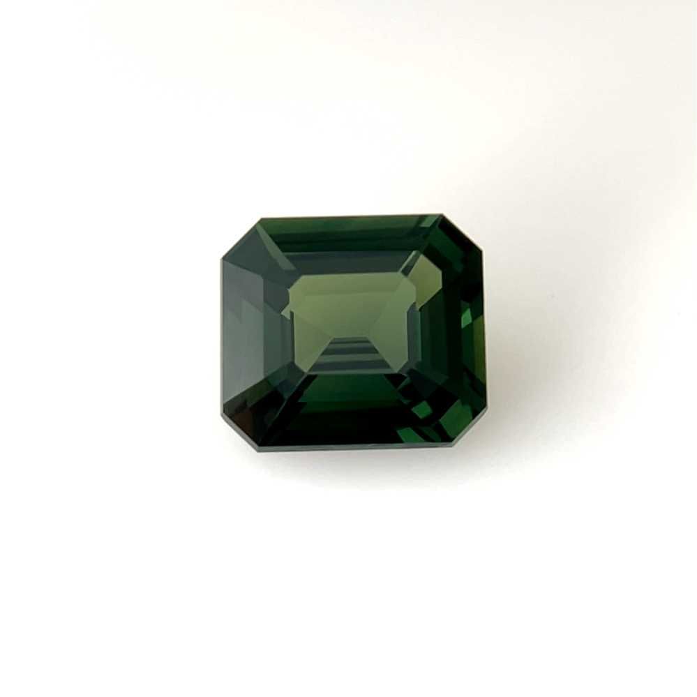 SAPPHIRE FACETED 5.04ct GREEN Deep GREEN SI MADAGASCAR NONE