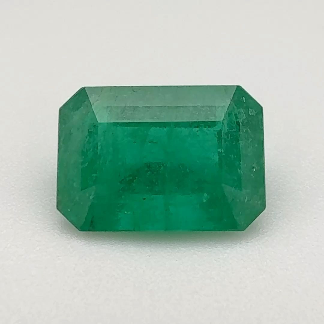 2.75 ct Emerald