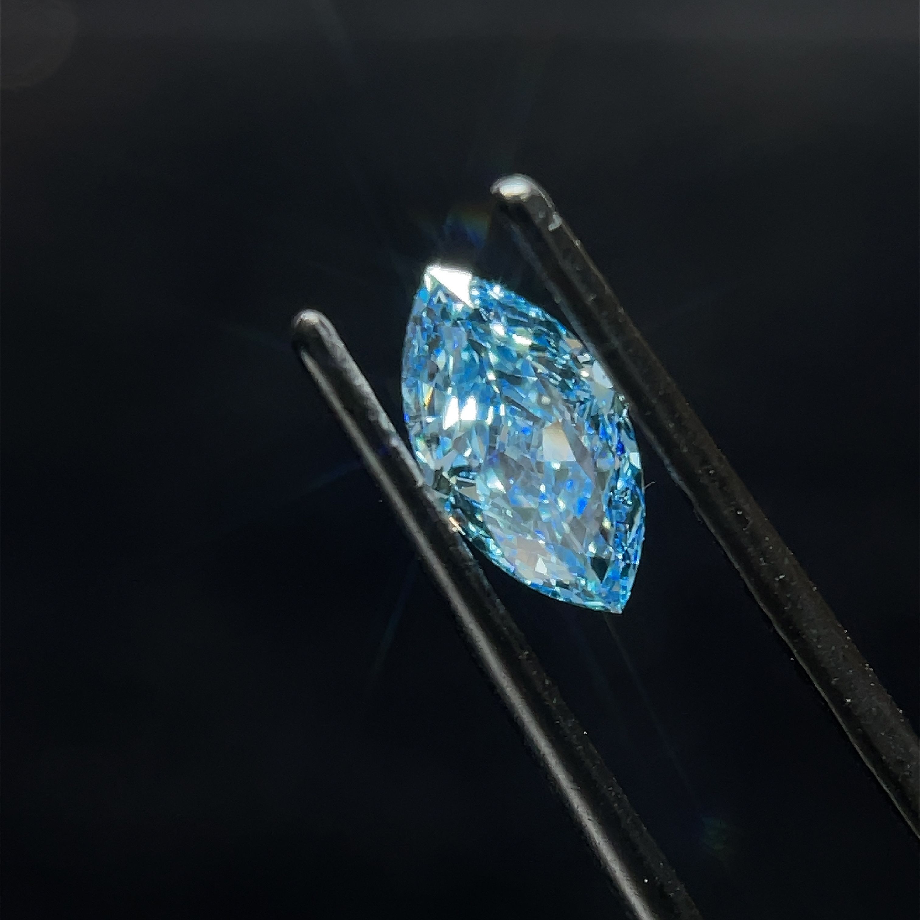 1.0 CT Fancy Vivid Blue MARQUISE