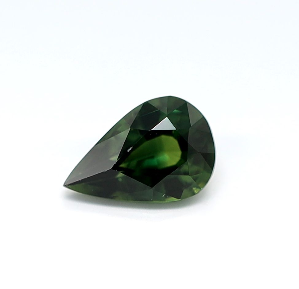 SAPPHIRE FACETED 0.95ct GREEN GREEN SI AUSTRALIA HEATED