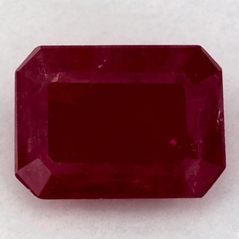 Rubin 1,77 ct, czerwony, szlif ośmiokątny