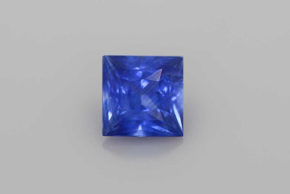 Szafir 1,35 ct, niebieski, szlif princess