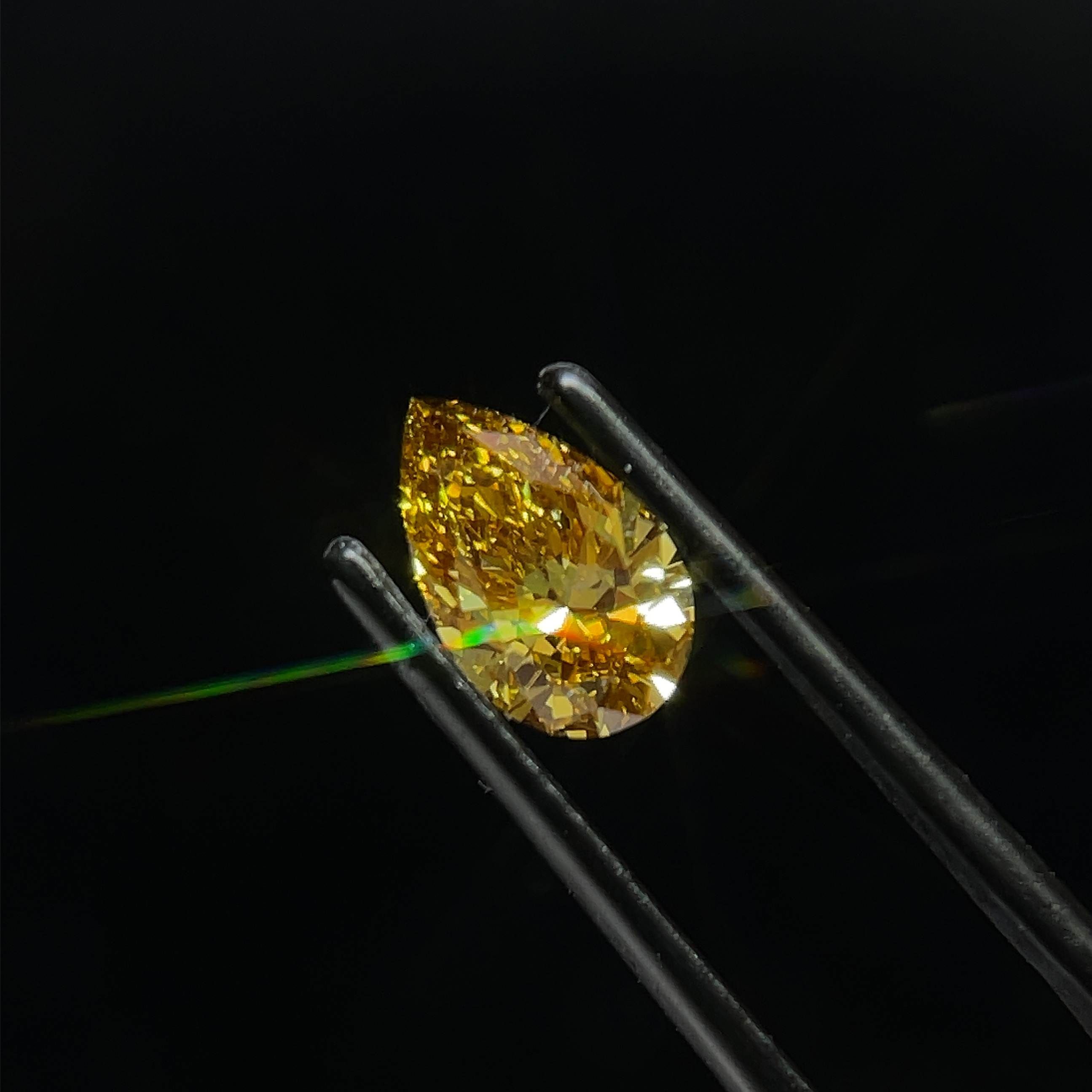 1.06 CT Fancy Intense Brownish Yellow PEAR